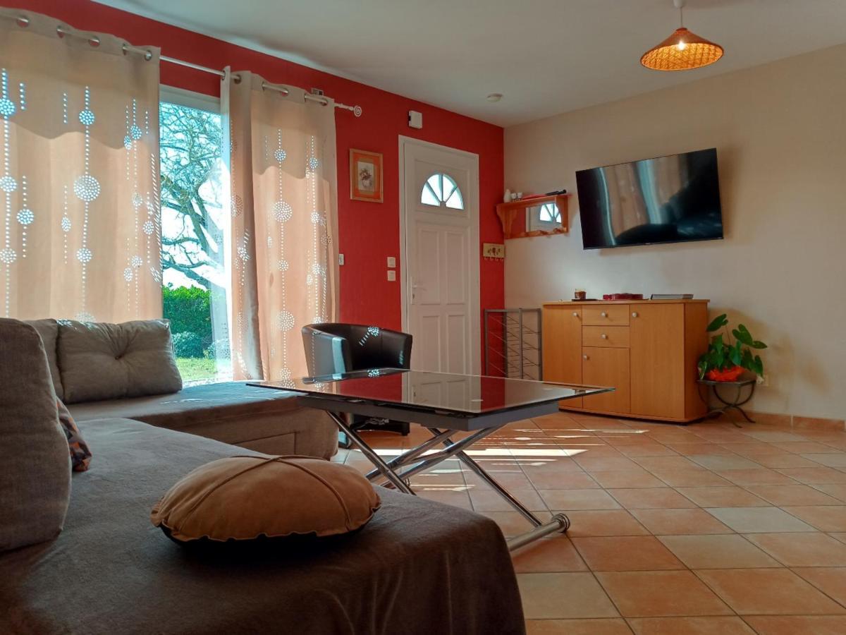 Au Petit Lieu-Dit Anglade Exterior foto